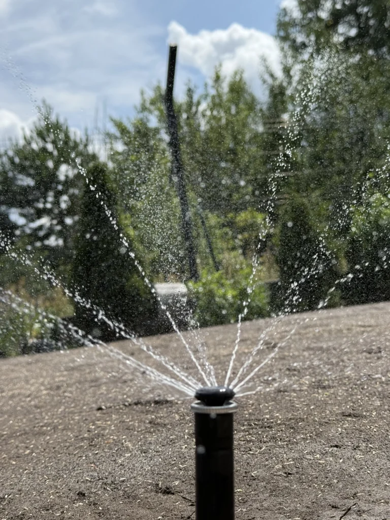 zraszacze do nawadniania ogrodu